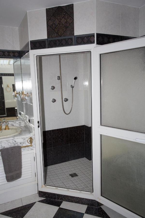 Alojamiento El Chaparro Barbate Junto A La Venta El Loro 외부 사진